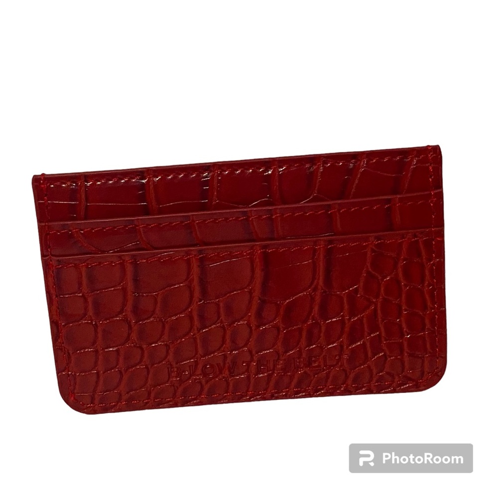 B-LOW THE BELT BRAND RED LEATHER CROCO LOOK CARD HOLDER ACCESSORY WALLET USA